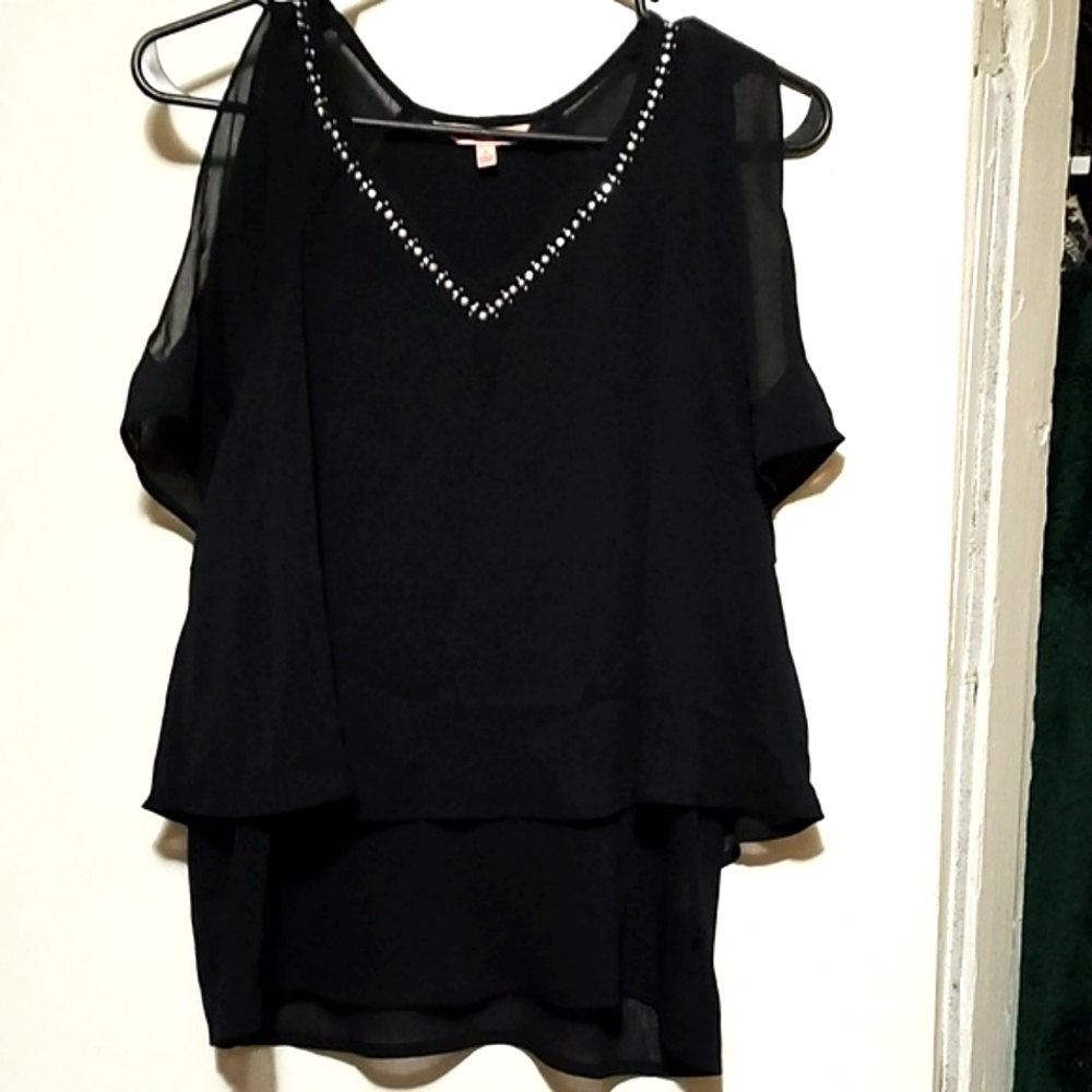 JUICY COUTURE WOMEN'S BLACK RHINESTONE DOUBLE LAYER SLIT SLEEVE SIZE SMALL TOP - Picture 3 of 9